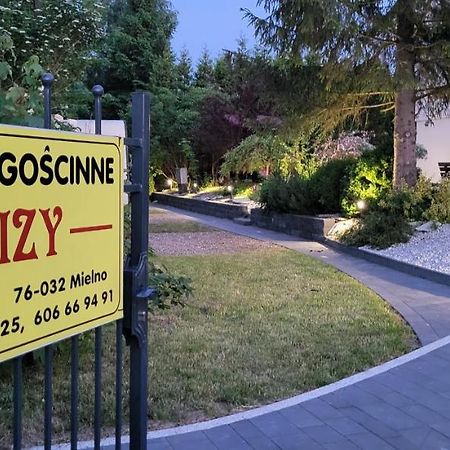 "U Izy" Pokoje Goscinne I Przyczepy Campingowe ミエルノ エクステリア 写真